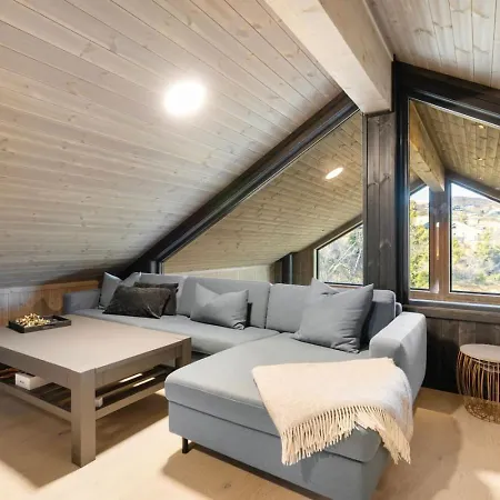 Ski-in Mountain Cabin.5 Br.sauna.veggli *
